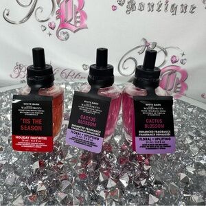 3 bath and body works White Barn Wallflowers Fragrance Refill Set